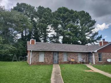 Main picture of 613 Morton Ct