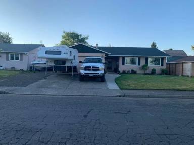 Main picture of 4611 Grouse Dr SE