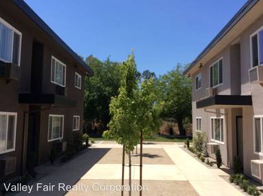 Main picture of 916-20 Blue St New