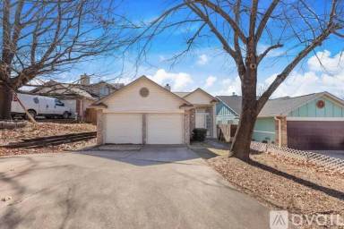 Main picture of 4905 Dovercliff Cv