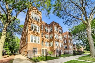 Main picture of 4900 N Springfield Ave