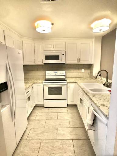 Main picture of 730 W 4th St