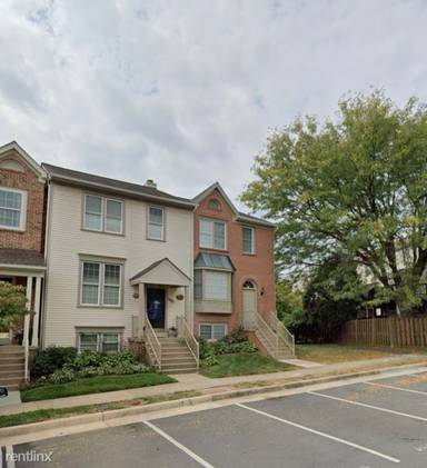 Main picture of 1260 Bond St