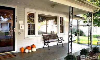 Main picture of 108 Bunnell Ave