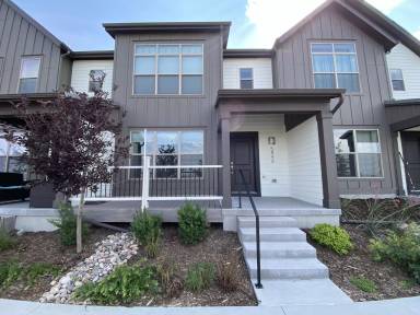 Main picture of 5848 Central Park Blvd