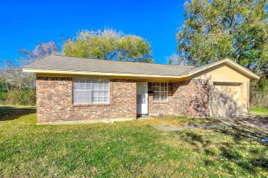 Main picture of 7502 Plover Cir