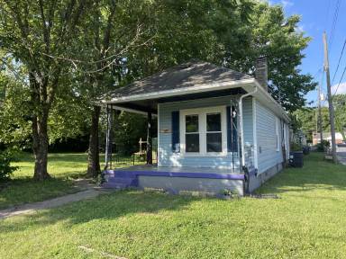Main picture of 762 Charles Ave