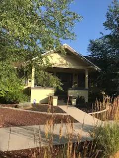 Main picture of 205 N 4th St