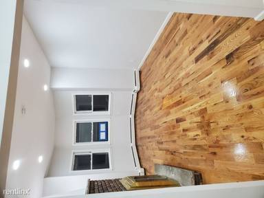 Main picture of 38 Webster St