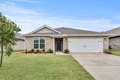 Main picture of 6027 Thorntons Way Cir NW