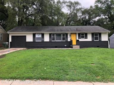 Main picture of 8805 E 59th St