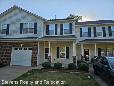 Main picture of 112 Cline Falls Dr