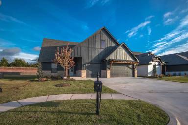 Main picture of 7909 Behr Dr