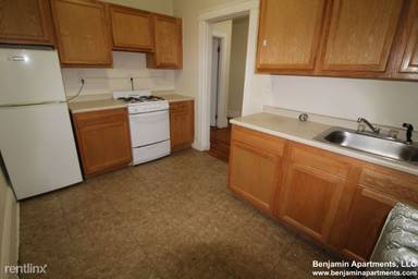 Main picture of 1375 Commonwealth Ave