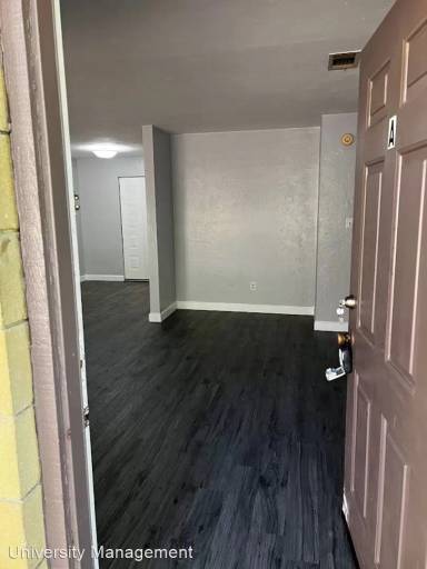 Main picture of 3511 SW 29th Ter