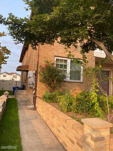 Main picture of 607 Klondike Ave