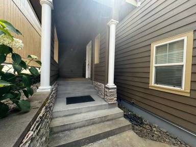 Main picture of 1493 Four Seasons Dr