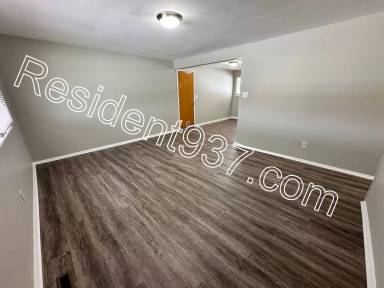 Main picture of 5708 Benedict Rd