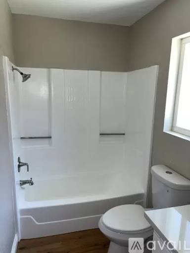 Main picture of 1201 W Diamond St