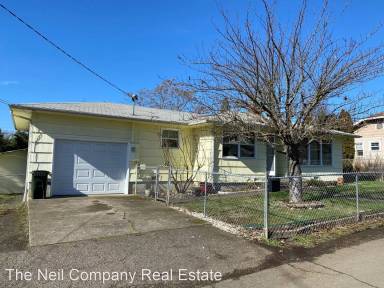 Main picture of 536 NE Lincoln St