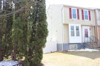 Main picture of 19355 Liberty Heights Ln