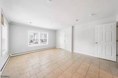 Main picture of 153 Chilton St