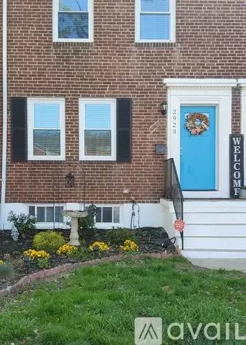 Main picture of 2923 Liberty Pkwy