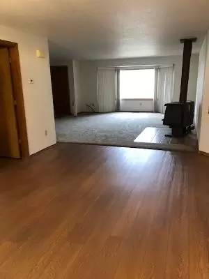 Main picture of 1500 S Leadville Ave