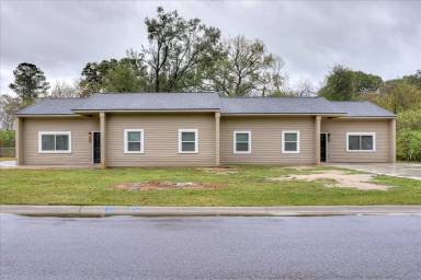 Main picture of 144 McElmurray Dr