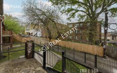 Main picture of 351 Parkland Pl SE