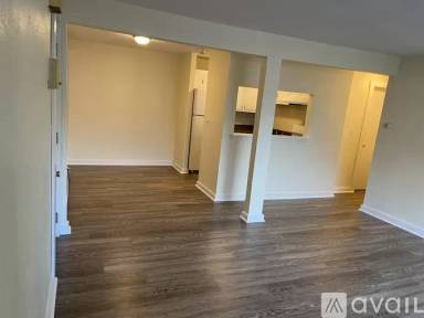Main picture of 1144 Douglas Ave