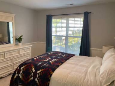 Main picture of 210 Landreth Ct