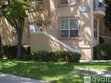 Main picture of 951 S 12th St Condos