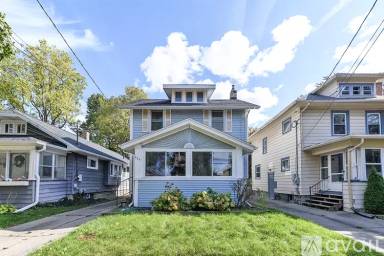 Main picture of 424 N Clemens Ave