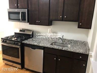 Main picture of 3034 N Ashland Ave