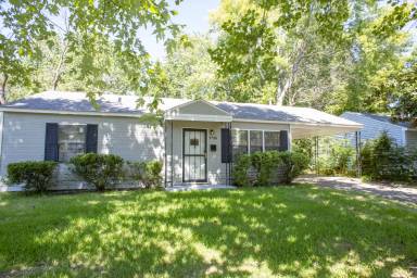 Main picture of 4764 Saratoga Rd