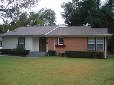 Main picture of 2517 Taylor St