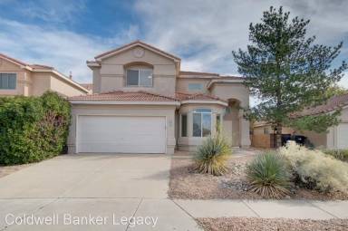 Main picture of 9804 Kokopelli Dr NW