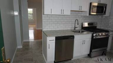 Main picture of 35-56 94TH - D3