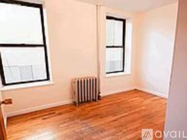 Main picture of 405 E 12th St