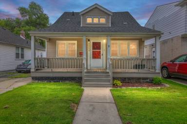 Main picture of 2202 Hollywood Ave