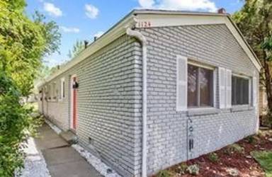 Main picture of 1124 Parkside Blvd