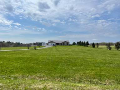 Main picture of 40020 Selos Rd