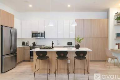 Main picture of 5 Harrison Ave