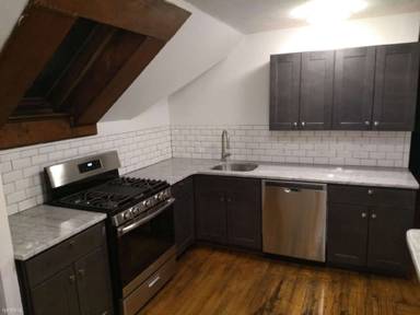 Main picture of 333 Alewife Brook Pkwy