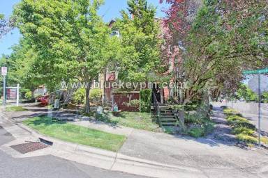 Main picture of 20669 NW Painted Mountain Dr