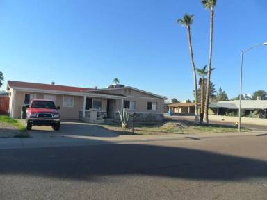 Main picture of 2335 W Wagoner Rd