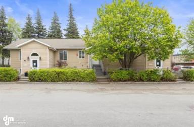 Main picture of 1435 Denali St