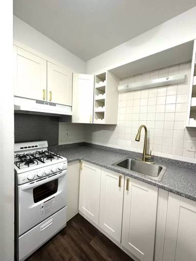 Main picture of 5721 N 94th St