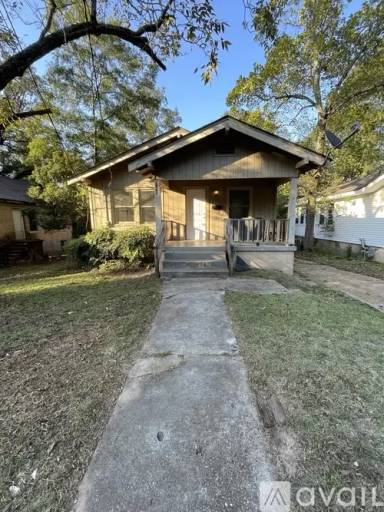 Main picture of 980 Lyons Ln